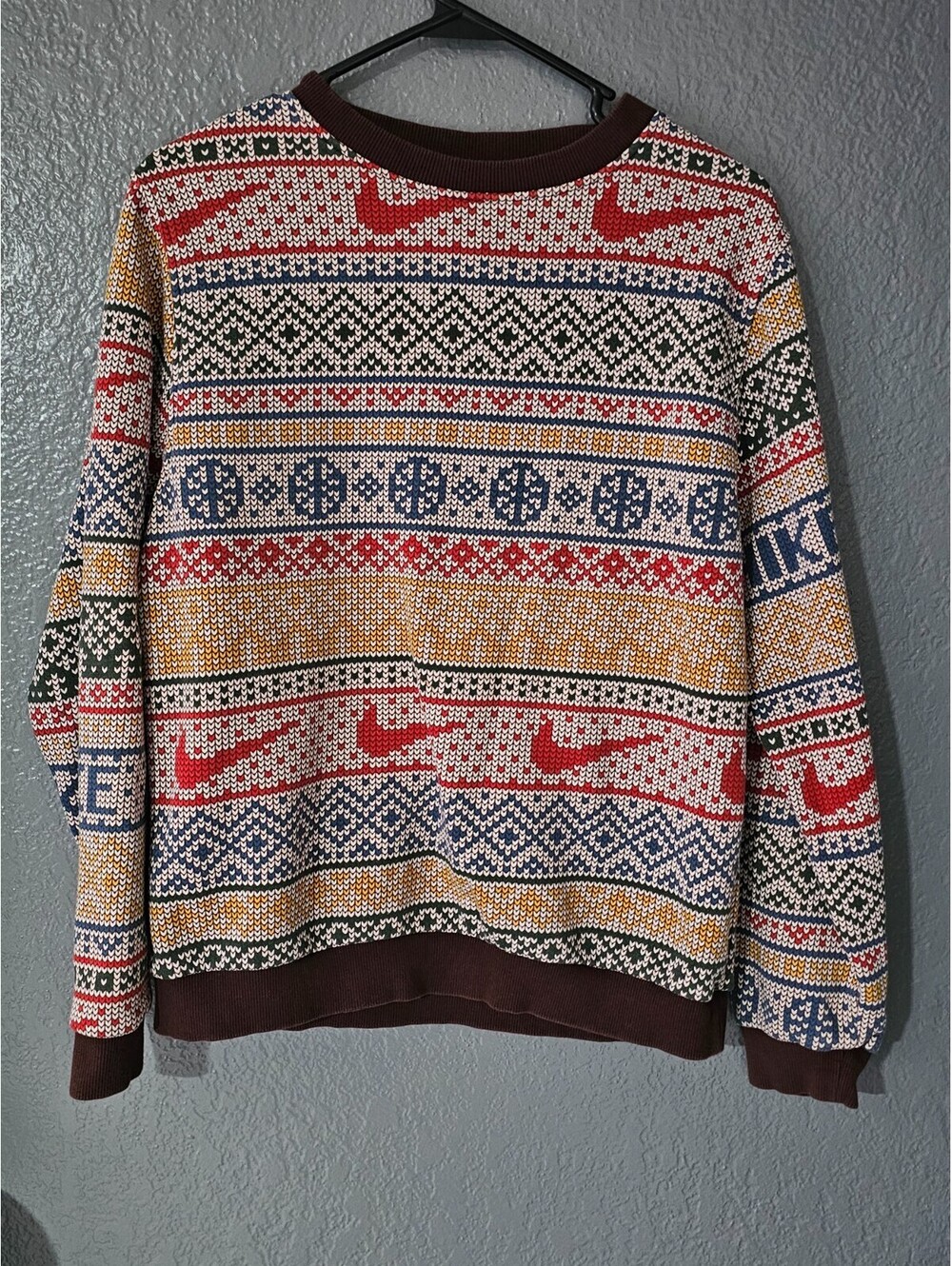 Girl's Nike Sportswear Club Sweatshirt Crew Neck Holiday Christmas Size X Large